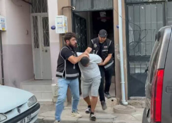 2 ayrı ilde şafak operasyonu: 64 gözaltı kararı