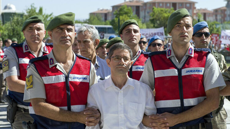FETÖ’nün güncel yapılanmasına operasyon! Kemal Batmaz’ın kızı gözaltına alındı