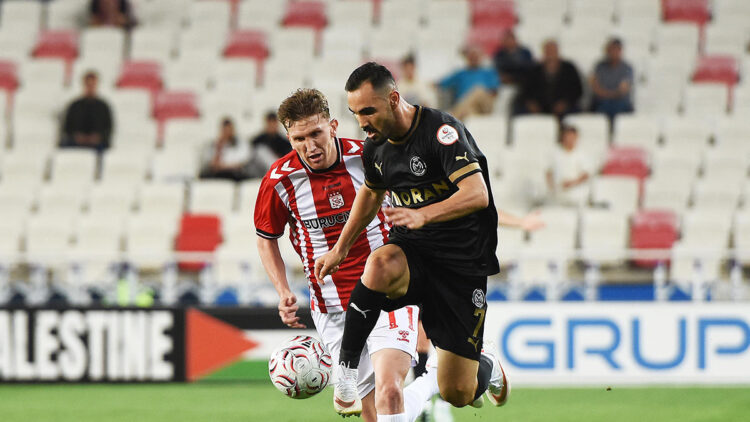 Manisa FK Sivas'ta puanı kaptı