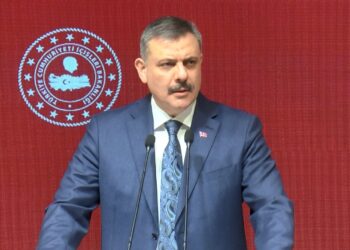 Diyarbakır’daki provokasyonda 4 gözaltı! Bakan Çiftçi’den ‘Terörsüz Türkiye’ mesajı