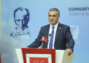 CHP’de 49 isim disipline sevk edildi! Listede dikkat çeken isimler var