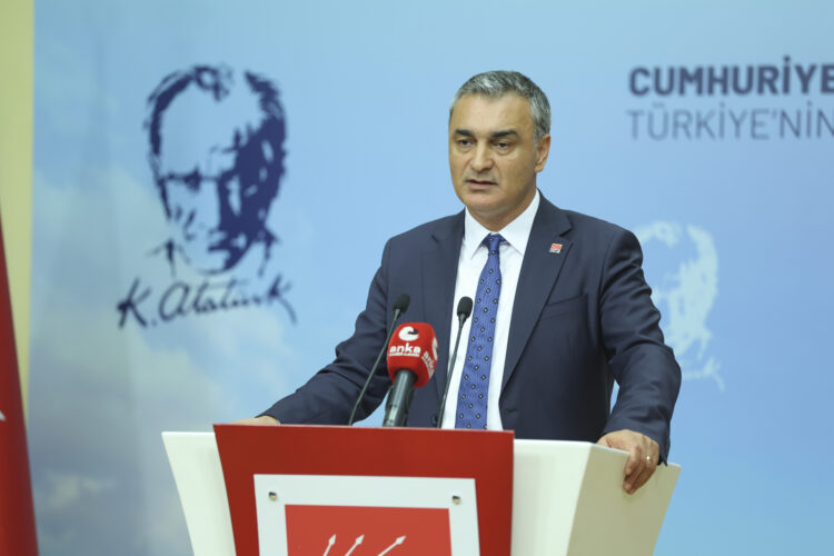 CHP’de 49 isim disipline sevk edildi! Listede dikkat çeken isimler var