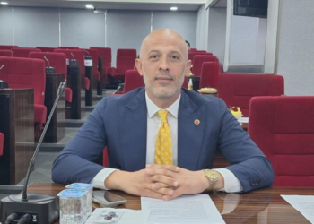 Onur Demirel’den 17 Ağustos’ta Isparta için deprem uyarısı: “Belediyecilik sadece yol ve kaldırım yapmak değildir”