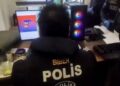 Diyarbakır merkezli 8 ilde, Rojin Kabaiş’in ailesinin de aralarında olduğu çocuklarını yitiren ailelere siber zorbalık, tehdit ve şantaj yaptığı belirlenen 10 şüpheliden 2’si tutuklandı. Fotoğraf: Diyarbakır,(DHA)