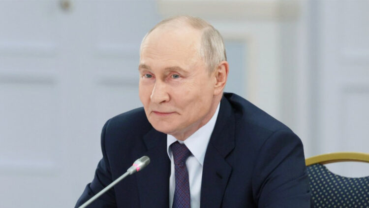 Rusya Devlet Başkanı Putin ile Suriye Cumhurbaşkanı Şara telefonda görüştü