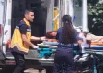 Sultanbeyli'de çalışma sırasında işçiler çatının altında kaldı: 1'i ağır 2 yaralı