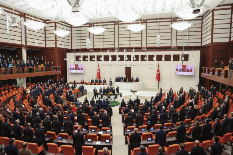 Çerçeve Yasa Meclis’ten geçti: Türkiye’de yeni dönem başlıyor