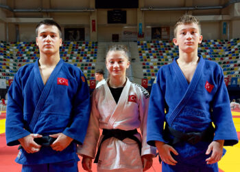 UMRANIYE-SPOR-KLUBUNDEN-3-JUDOCU-SAMPIY_