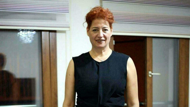 Yargıtay, eşini öldüren sanığa verilen 'ağırlaştırılmış müebbet' ve 8 yıl hapis cezası kararını onadı