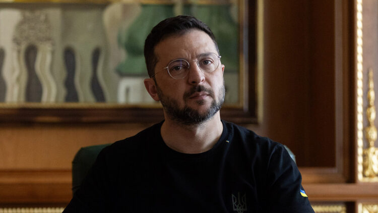 Zelenskiy: Rusya'daki 16 hedef vuruldu