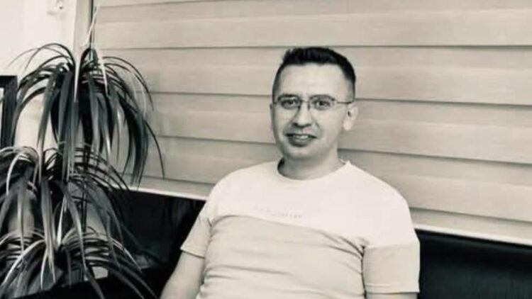 Otomobilin direğe çarptığı kazada ölen sürücü ve kayınvalidesi toprağa verildi