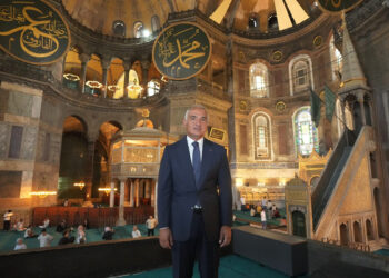 Ayasofya’da Cumhuriyet tarihinin en kapsamlı restorasyonu: 4 etaptan 3’ü tamamlandı