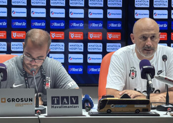 Beşiktaş Alanya’da kayıp! Italiano’dan maç sonrası hakem tepkisi