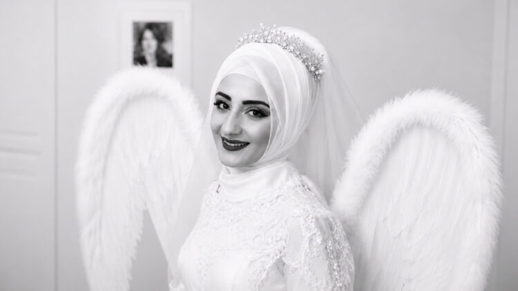 Boşanma aşamasındaki eşi tarafından katledilmişti: Asya toprağa verildi