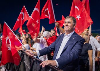 Cemil Tugay’dan 30 Ağustos mesajı: “Güneş artık bu topraklarda Cumhuriyetin aydınlığıyla doğacak”