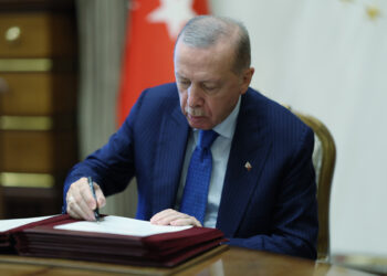 Cumhurbaşkanlığı atama kararları Resmi Gazete’de! Çok sayıda görev değişikliği yapıldı