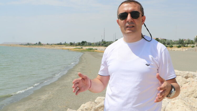 Yavru inci kefalleri Van Gölü’ne dönüyor