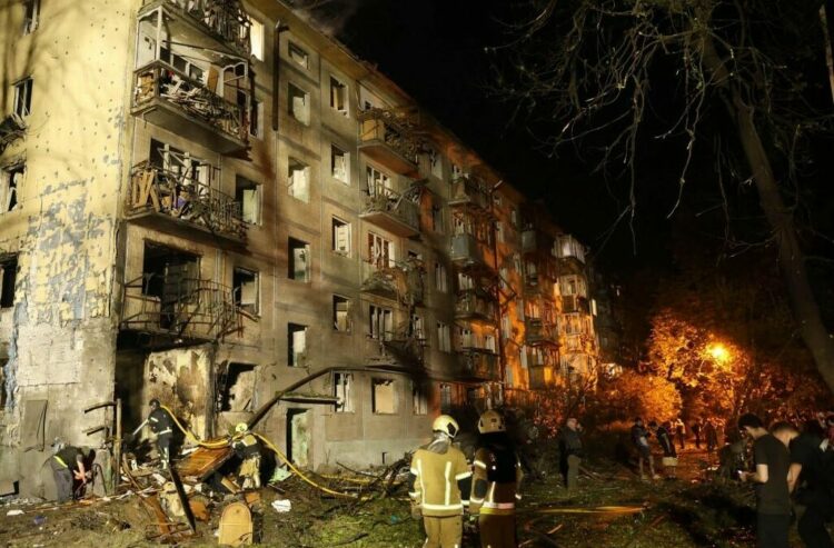 Rusya'dan Kiev'e balistik füze saldırısı: 9 ölü, 30'dan fazla yaralı