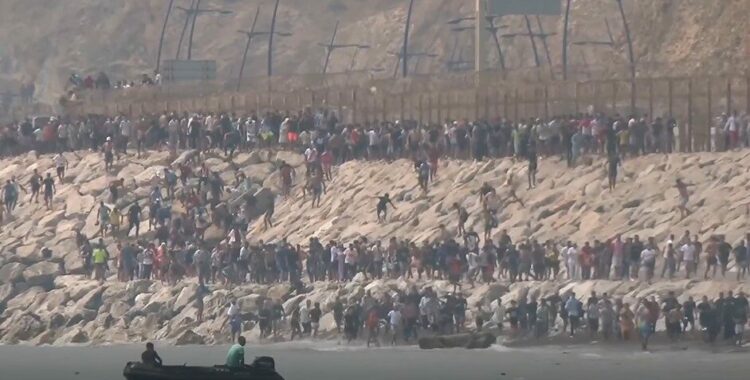 İspanya'nın Ceuta bölgesindeki düzensiz göç geçişlerinde can kaybı 57'ye yükseldi