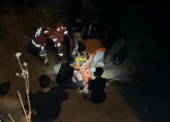 Fethiye’de 6 metrelik duvardan düşen 2 kişi yaralandı