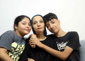 3 çocuk annesi, 11 yılda 35 ameliyat geçirdi; son ameliyatı olmazsa dili alınacak