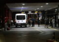 İzmir'de motosiklet bariyerlere çarptı: 1 ölü, 1 ağır yaralı