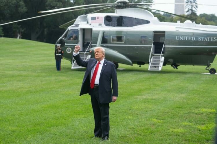Trump, İran'la müzakerelerin bugün yeniden başlayacağını açıkladı