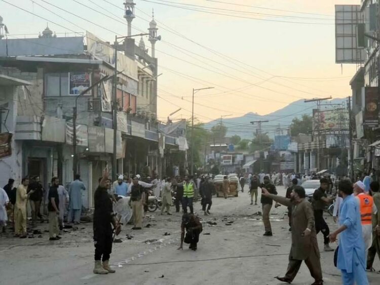 Pakistan'da patlama: 14 ölü
