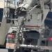 Sultangazi'de yola beton döken mikser trafikten men edildi