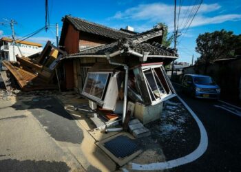 Japonya'da 7.1 büyüklüğündeki depremde hayatını kaybedenlerin sayısı 38’e yükseldi
