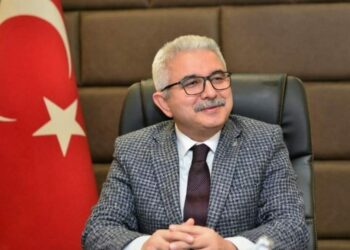 42 kişinin öldüğü sitenin müteahhidine tahliye