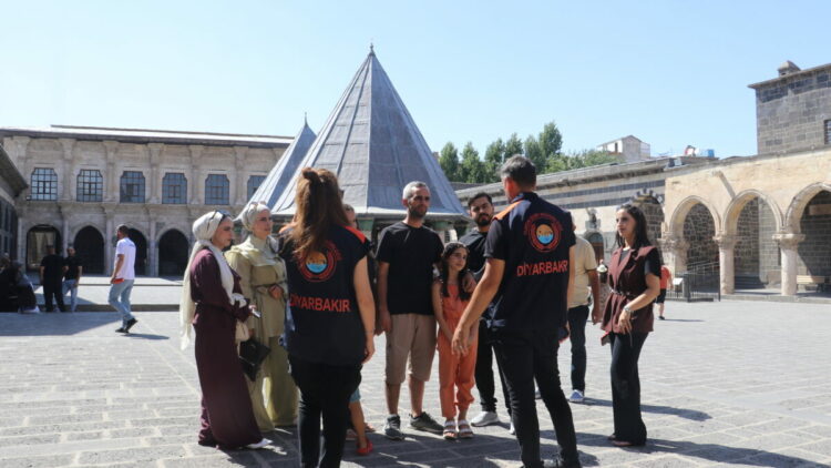 Diyarbakır'a 6 ayda 1 milyon 25 bin turist geldi