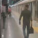 Gaziosmanpaşa'da metro durağında sigara tartışması kamerada