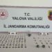 Yalova’da durdurulan araçta 228 sikke ile 28 tarihi obje ele geçirildi