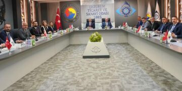 TCMB Başkanı Karahan, ETSO'da ekonomi istişare toplantısına katıldı