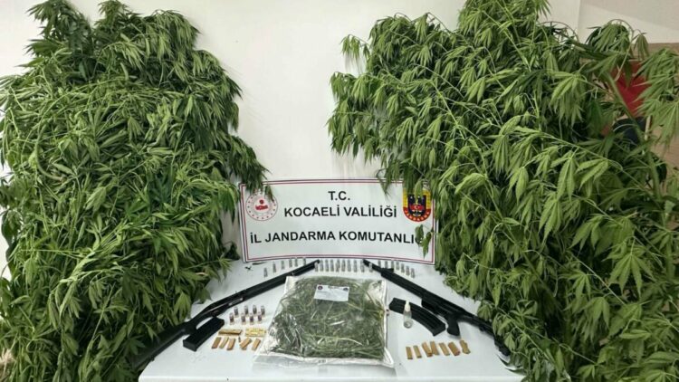Kocaeli'de uyuşturucu operasyonu; 2 tutuklama