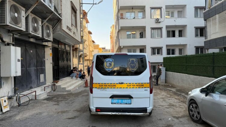 Binada çıkan yangında 4 yaşındaki Yezen öldü, anne ve 2 çocuk yaralı