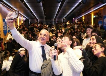 Ümraniye Belediyesi'nden gençlere yönelik projeler