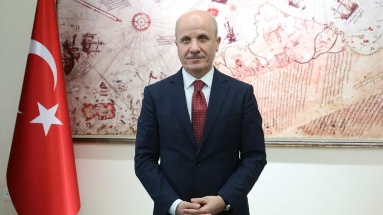 Akıllı üretim sistemlerini yönetecek dijital fabrika operatörleri yetiştirilecek