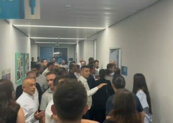 Üsküdar Belediyesi'nde başkan vekili seçiminde gerginlik