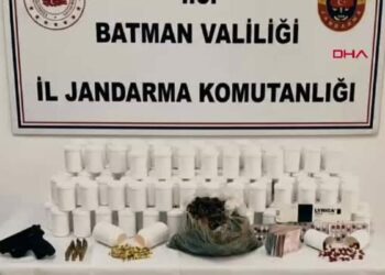 Batman'da uyuşturucu operasyonunda 10 bin 669 hap ele geçirildi