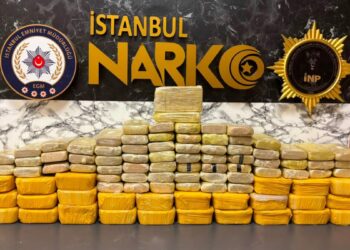 Beylikdüzü’nde düzenlenen operasyonda 62 kilo uyuşturucu madde ele geçirildi