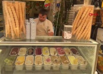 'Bodrum'da herkese hitap eden dondurma fiyatları var'