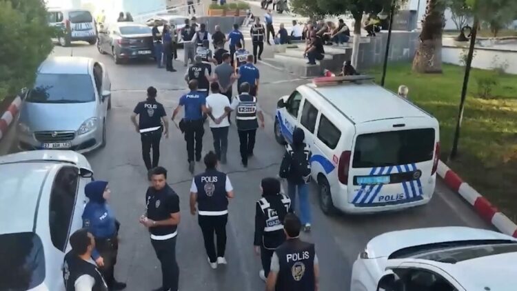71 ilde uyuşturucu operasyonu: 844 tutuklama