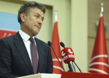 CHP'li Sarıbal: Çiftçi kaderiyle baş başa kalmış durumda