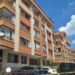 Oturduğu apartmanda, yöneticinin yardımcısını öldürdü