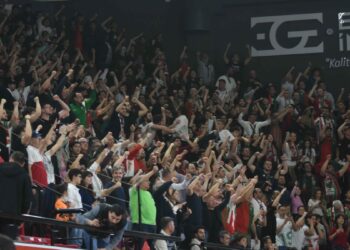 Karşıyaka'nın potada ilk iki maçı seyircisiz
