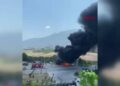 Lastikçide çıkan yangın, akaryakıt istasyonuna sıçramadan söndürüldü