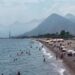 Antalya'da sıcak ve nem bunalttı