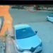 Otomobil ve hafif ticari araçla çarpışan motosikletin sürücüsü öldü; kaza anı kamerada